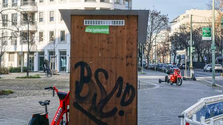 Zum Glück verstehen die meisten Kinder noch nicht, was in dieser „Verrichtungsbox“ stattfindet. 