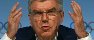 IOC-Präsident Bach steht vor einer großen Entscheidung.