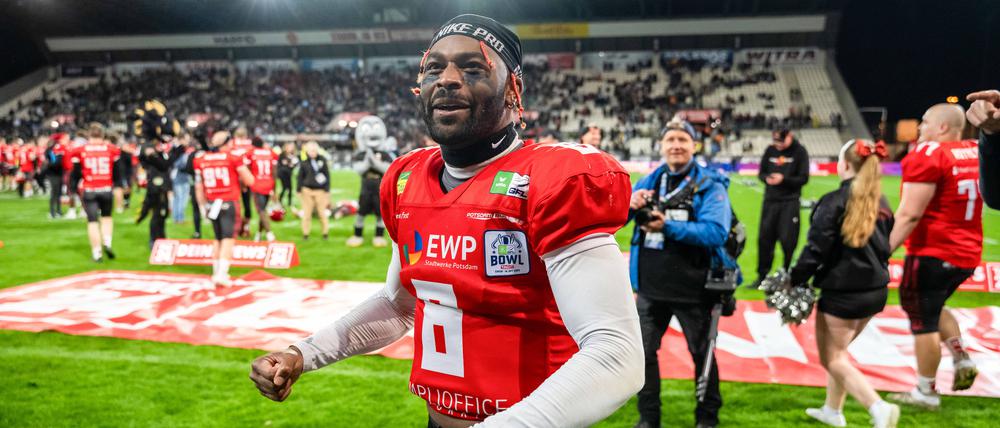 Quarterback Jaylon Henderson ragte im Endspiel heraus.