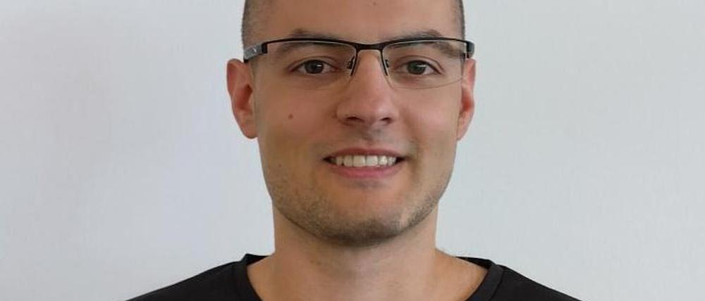 Rico S. macht eine Ausbildung bei der Deutschen Bahn.