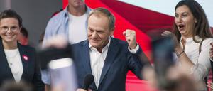 Zufrieden mit dem Wahlergebnis: Der ehemalige EU-Ratspräsident Donald Tusk (66) will Polens neue Regierung anführen.