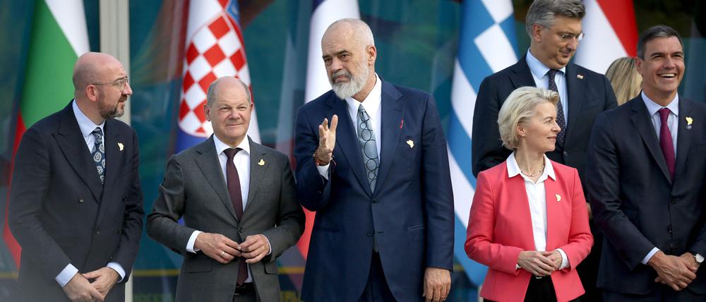Europa und seine Kandidaten: Charles Michel, Präsident des Europäischen Rats, Bundeskanzler Scholz, Albaniens Premier Edi Rama und EU-Kommissionspräsidentin Ursula von der Leyen (von links). 