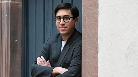 Der österreichische Autor Tonio Schachinger gewinnt den Deutschen Buchpreis.