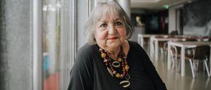 Sema Poyraz ist eine deutsche Schauspielerin, Filmregisseurin und Drehbuchautorin. Fotografiert am 14. August 2023 in Berlin.