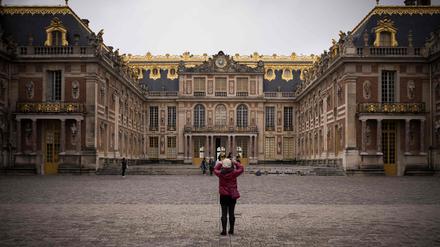 Das Schloss von Versailles und sein Park mussten wegen einer Bombendrohung am Samstag geräumt werden.
