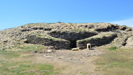 In der Isbister Chambered Cairn wurden Überreste von 15 Menschen gefunden, die jetzt auch auf ihre Ernährung untersucht wurden.