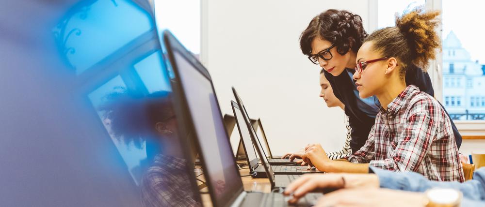 Die Weiterbildungs-Plattform Fobizz bietet Tools für Schüler:innen und Lehrer:innen.