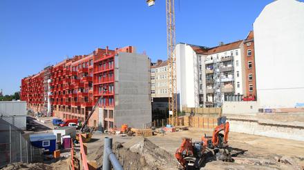 Berlin. Lokdepot # Neubauten "Am Lokdepot" in Berlin-Schöneberg. Foto: Thilo Rückeis