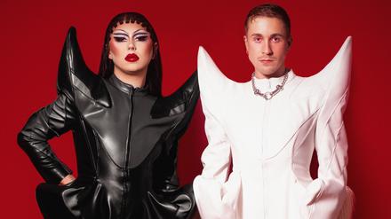 Die Podcast-Hosts Miss Ivanka T und Robin Solf sind Szenegrößen und Tratsch-Profis.