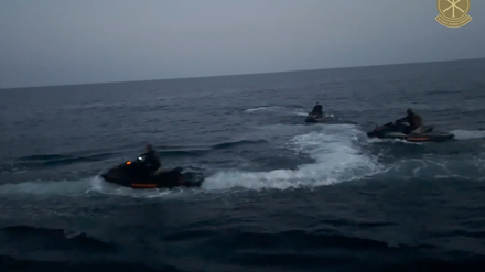 Ukrainische Soldaten auf Jetskis (Archivfoto).
