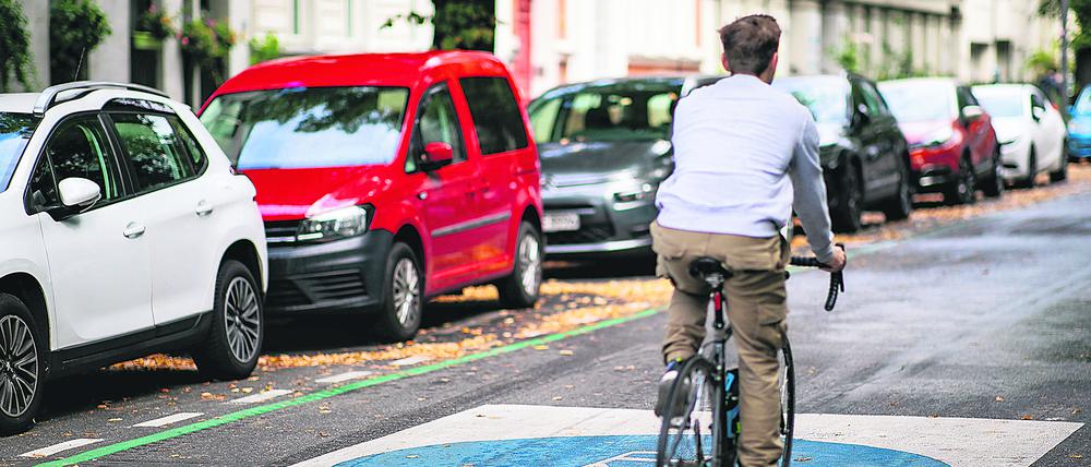 Erste Kiezblock-Maßnahme in Weißensee: Die am häufigsten als Schleichweg benutzte Bizetstraße ist jetzt eine Fahrradstraße.