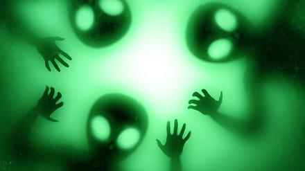 Silhouettes of spooky aliens creature
