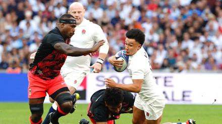 Gegen Fidschi im Viertelfinale wackelten die Engländer kurzeitig, setzten sich am Ende aber dann doch durch.