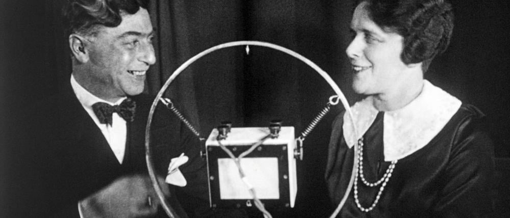Am 29. Oktober 1923 geht dieses Massenmedium „on air“. 