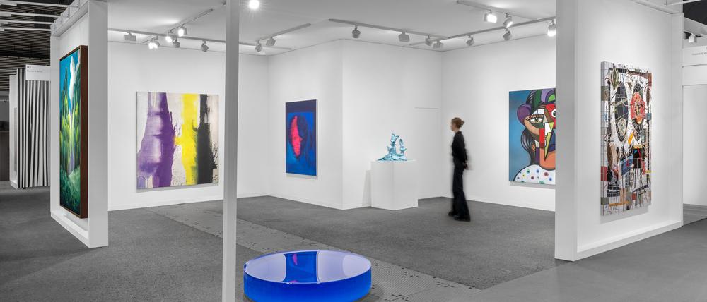 Am Stand der Galerie Hauser & Wirth hieß es wenige Stunden nach der Eröffnung: Ausverkauft!