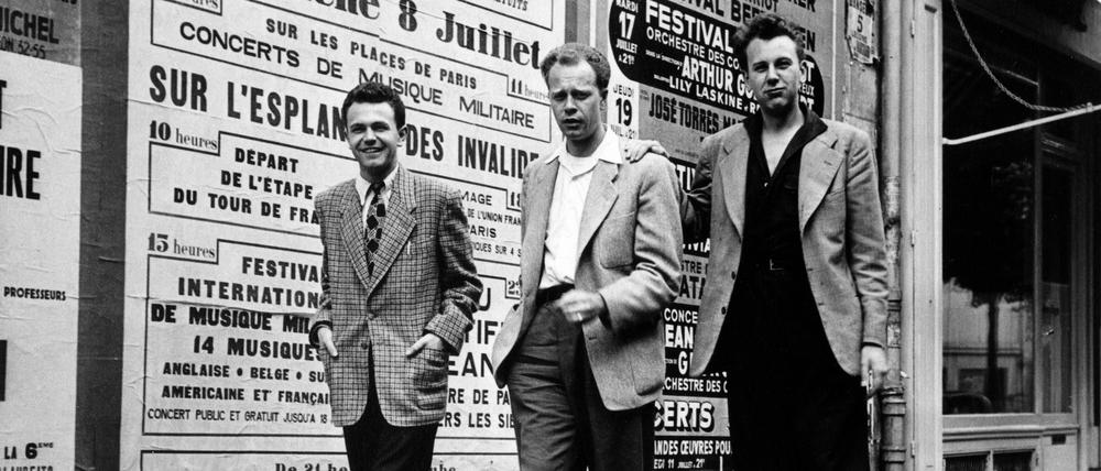 Alfred Gunzenhauser (r.) mit Freunden in Paris, um 1950.