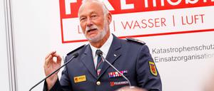 Rolf Fünning ist Praesident des Landesfeuerwehrverbandes Brandenburg.