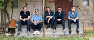 Maurice Summen, Ramin Bijan, Chris Imler, Gunther Osburg und Andreas Spechtl (von links) sind Die Türen – die Band, mit der alles begann.