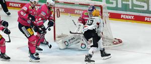 Gewurschtel. Die Eisbären (in Pink) wurden mehr gefordert als erwartet.