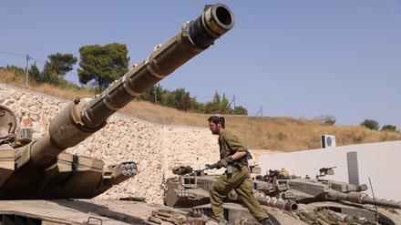 Israelischer Soldat an der Grenze zum Libanon.