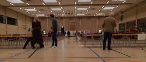 Tesla-Anhörung in Erkner. Die Halle blieb leer.  