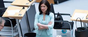 Bildungssenatorin Katharina Günther-Wünsch (CDU) sagte im Abgeordnetenhaus, sie lasse sich täglich ein Lagebild zu den Vorfällen an Schulen rund um den Nahostkonflikt geben (Archivbild).