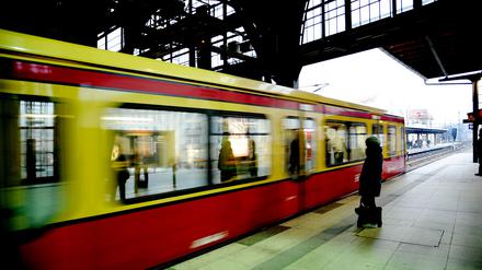 Berlin S-Bahnhof Friedrichstraße in Mitte.