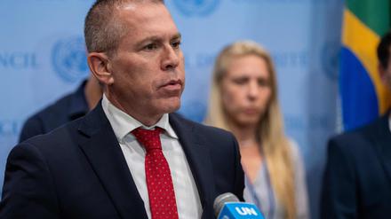Gilad Erdan bei einem Pressegespräch nach der Debatte beim Weltsicherheitsrat. 