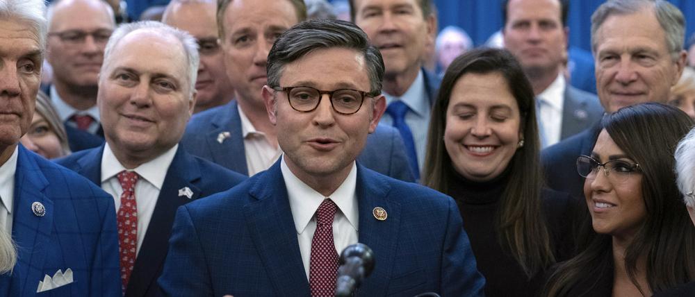 Mike Johnson, Abgeordneter der Republikaner aus Louisiana, spricht nach seiner Nominierunug zum neuesten Kandidaten der Republikaner für das Amt des Sprechers des Repräsentantenhauses.