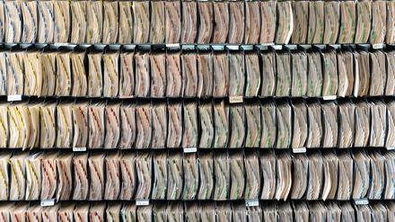 Wirtschaft und Wissenschaft nennen die überbordende Bürokratie in Deutschland immer wieder als größten Standortnachteil. 