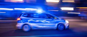 Streifenwagen der Berliner Polizei im Einsatz.