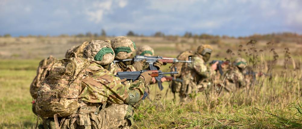 Tag der Medien im Truppenübungsplatz Libava, Tschechische Republik, wo mehrere hundert ukrainische Soldaten trainieren.