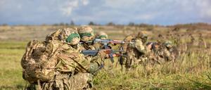 Tag der Medien im Truppenübungsplatz Libava, Tschechische Republik, wo mehrere hundert ukrainische Soldaten trainieren.