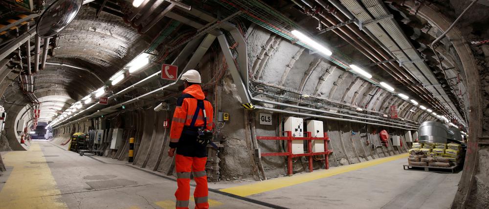Ein Angestellter im Atomlabor und Untertagedepot, in Bure, Frankreich. Der Verfassungsrat in Paris hat die Pläne für das Atommüll-Endlager gebilligt. (Archivfoto)