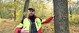 Förster Johannes Herweg im Potsdamer Wildpark