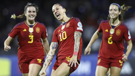 Jennifer Hermoso bejubelt ihren späten 1:0-Siegtreffer für Spanien.