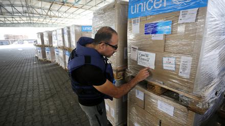 Israel will mehr humanitäre Hilfe in den Gazastreifen lassen.