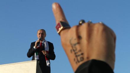 Erdogan nennt die Hamas eine „Befreiungsorganisation“ und wirft dem Westen einen Kreuzzug gegen die islamische Welt vor.