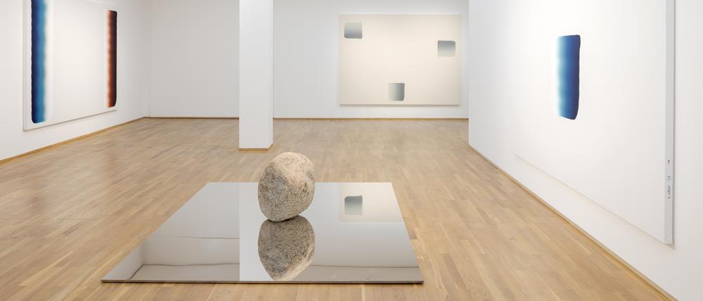 Das Materielle dient nur dazu, das Immaterielle spürbar zu machen. Arbeiten von Lee Ufan im Hamburger Bahnhof.