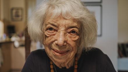 Margot Friedländer ist eine deutsche Überlebende des Holocaust, die als Zeitzeugin auftritt. Fotografiert am 26. Oktober 2023 in Berlin.