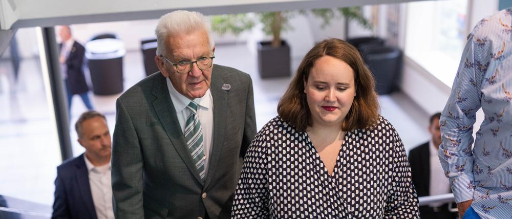 Wollen Humanität und Ordnung in die Migrationspolitik bringen: Winfried Kretschmann und Ricarda Lang.