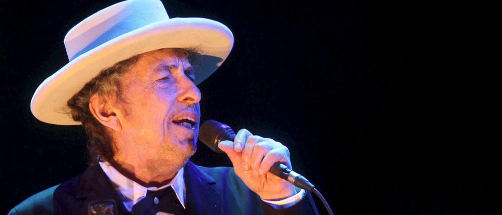 Nobelpreisträger Bob Dylan zeigt in Berlin seine „Rough and Rowdy Ways