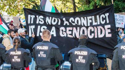 Auf Demonstrationen, wie hier Ende Oktober in München, wird ein „Völkermord“ an Palästinensern proklamiert – zurecht?
