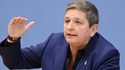 Claudia Plattner bei der Bundespressekonferenz zur Vorstellung des BSI-Lageberichts 2023