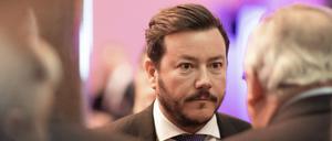 Rene Benko, österreichischer Immobilien-Unternehmer, unterhält sich beim Ständehaus-Treff der Rheinischen Post. 