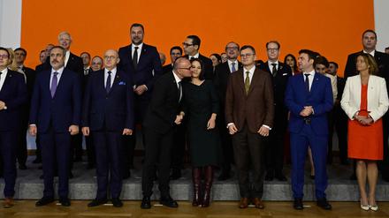 Der kroatische Außenminister Gordan Grlic-Radman mit Annalena Baerbock.