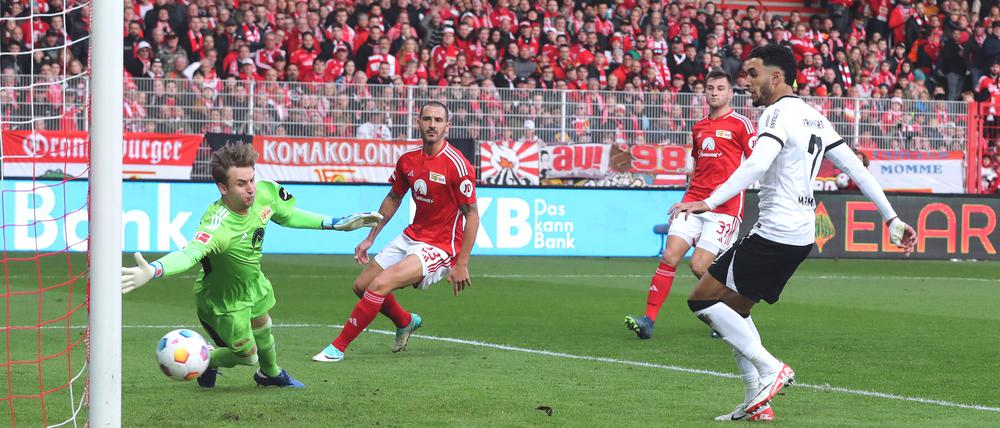 Omar Marmoush traf beim 3:0-Auswärtssieg der Frankfurter in der vergangenen Saison zweimal für die Eintracht bei Union.