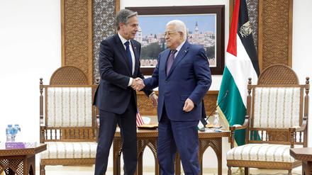 Antony Blinken und Mahmud Abbas (v.l.)