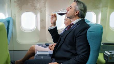 Über den Wolken hat die Bar noch offen.