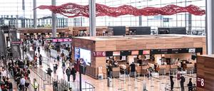 RECORD DATE NOT STATED Flughafen BER *** NUR FUeR REDAKTIONELLE ZWECKE *** EDITORIAL USE ONLY ***<p>Rundgang am Terminal 1 des Flughafen BER, am 24. Oktober 2023. Berlin Copyright: RetoxKlar *** BER Airport FOR EDITORIAL PURPOSES ONLY EDITORIAL USE ONLY p Tour of Terminal 1 at BER Airport, on October 24, 2023 Berlin Copyright RetoxKlar. Copyright: RetoxKlar doc7sjitnj8q5yphf2gcrs ,EDITORIAL USE ONLY